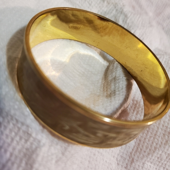Bracelet - Picture 1 of 4